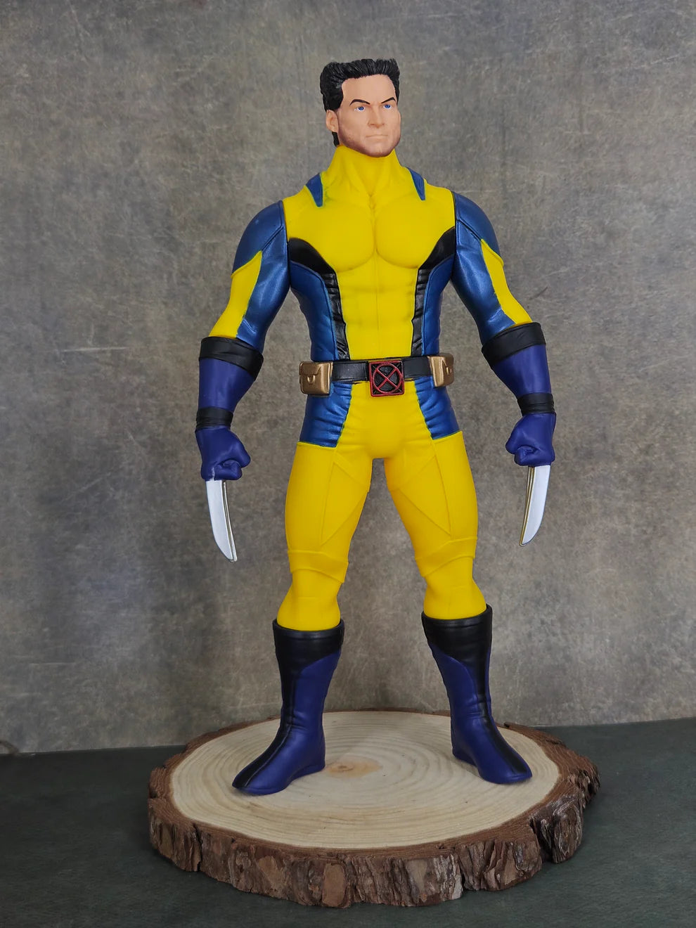 Wolverine Premium Action Figure | 35 cm | Movable Joints | X-Men Collectible - Senzo.in