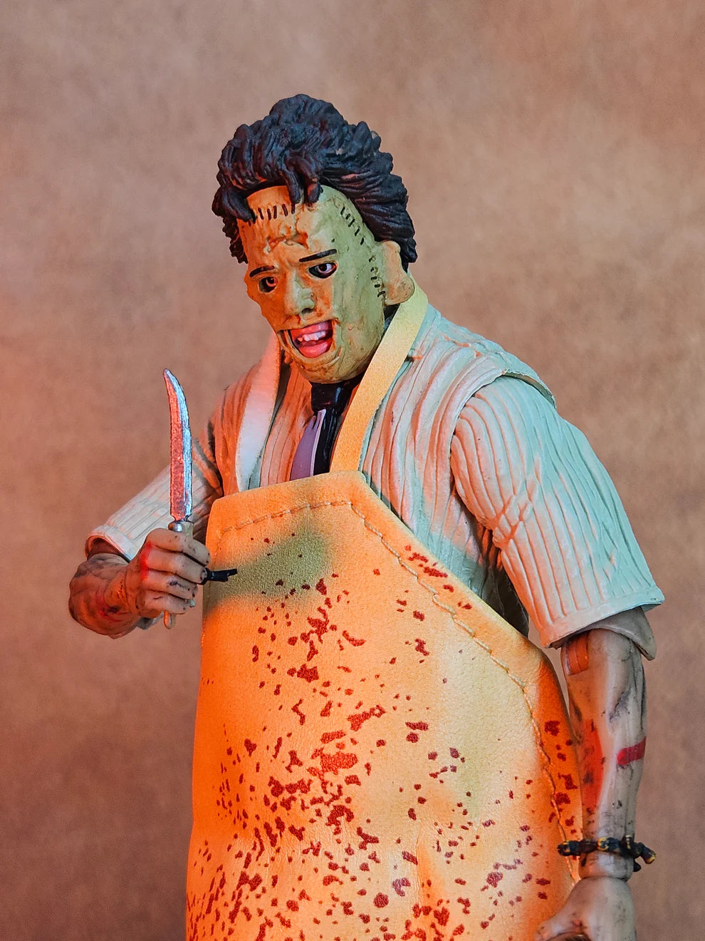 NECA Leatherface Ultimate Action Figure (7”) | Texas Chainsaw Massacre Collectible Horror Figure - Senzo.in