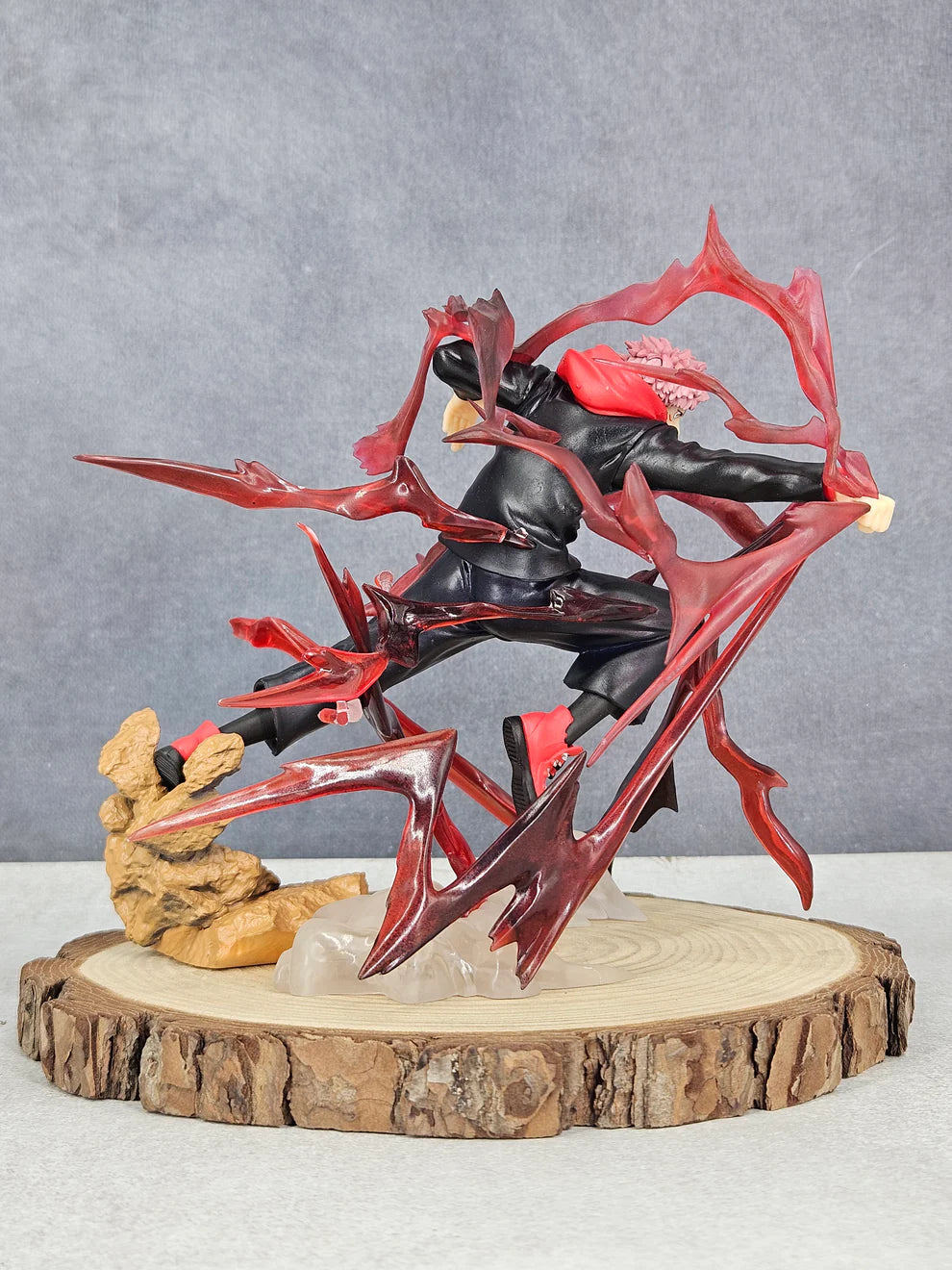 Yuji Itadori Attacking Mode Action Figure (17 CM | PVC) - Senzo.in