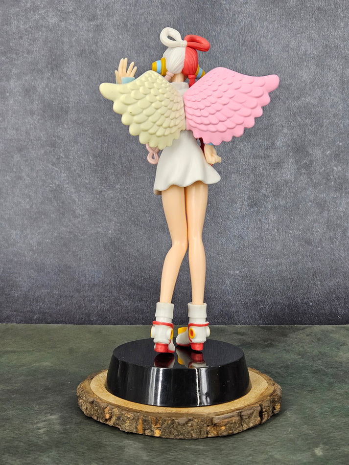 Uta DXF Figure (20 CM | PVC) – One Piece Red Anime Collectible - Senzo.in