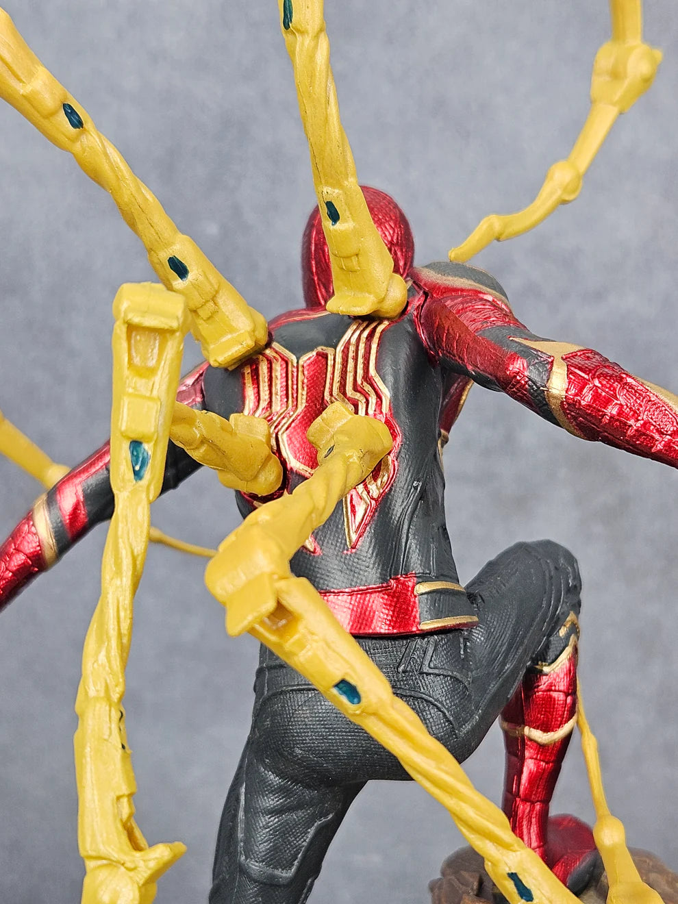 Iron Spider-Man Action Figure | 28 cm PVC Collectible | Infinity War Edition - Senzo.in