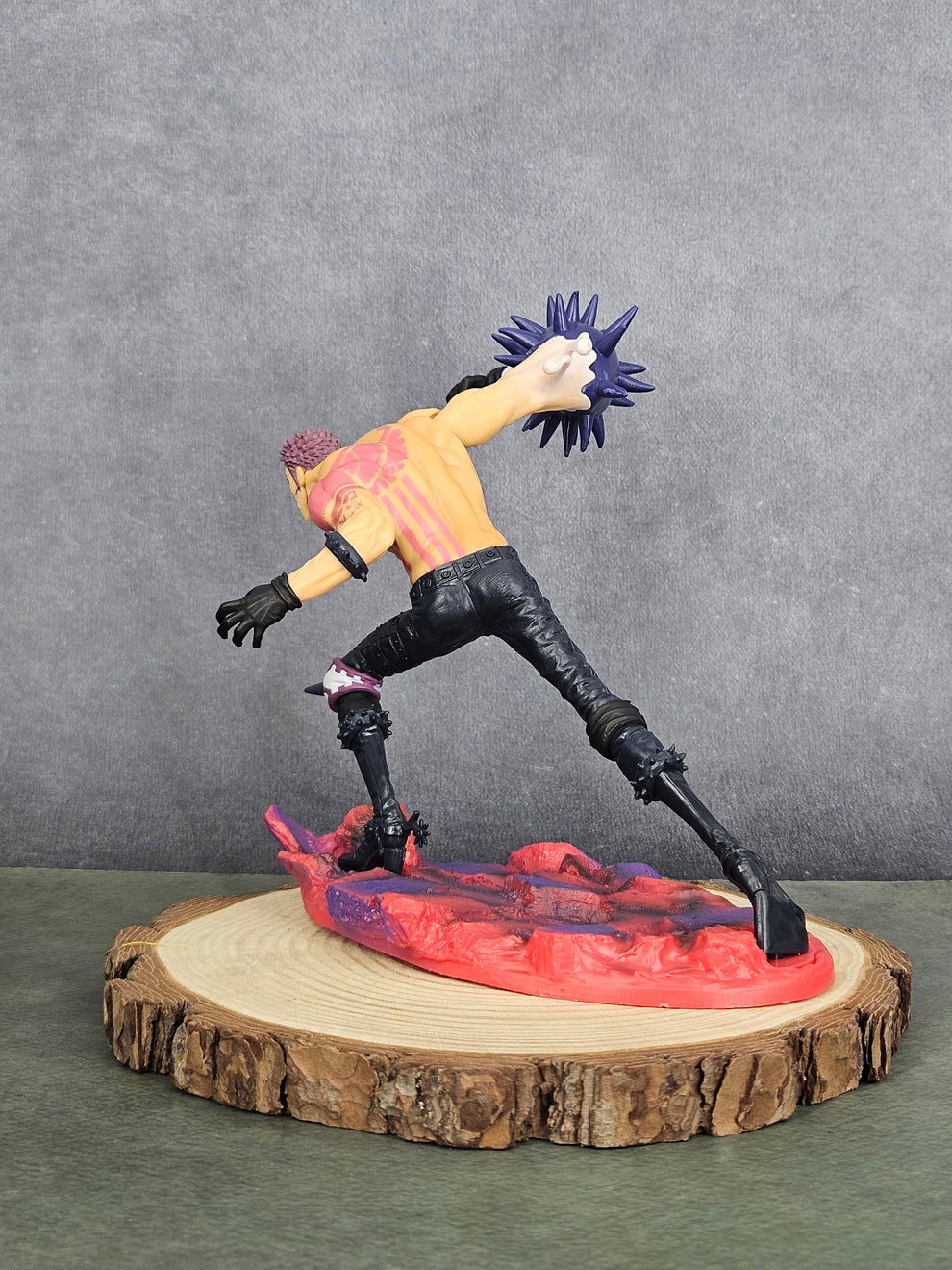 Charlotte Katakuri Attacking Action Figure with Base (20 CM | PVC) - Senzo.in