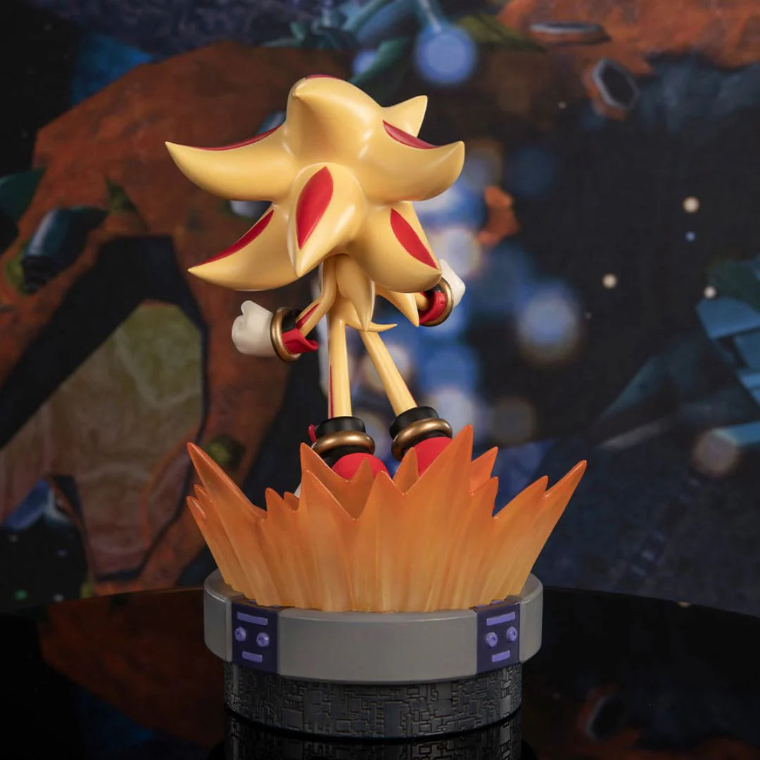 The Ultimate Life Form: Super Shadow Statue By First 4 Figures - Senzo.in