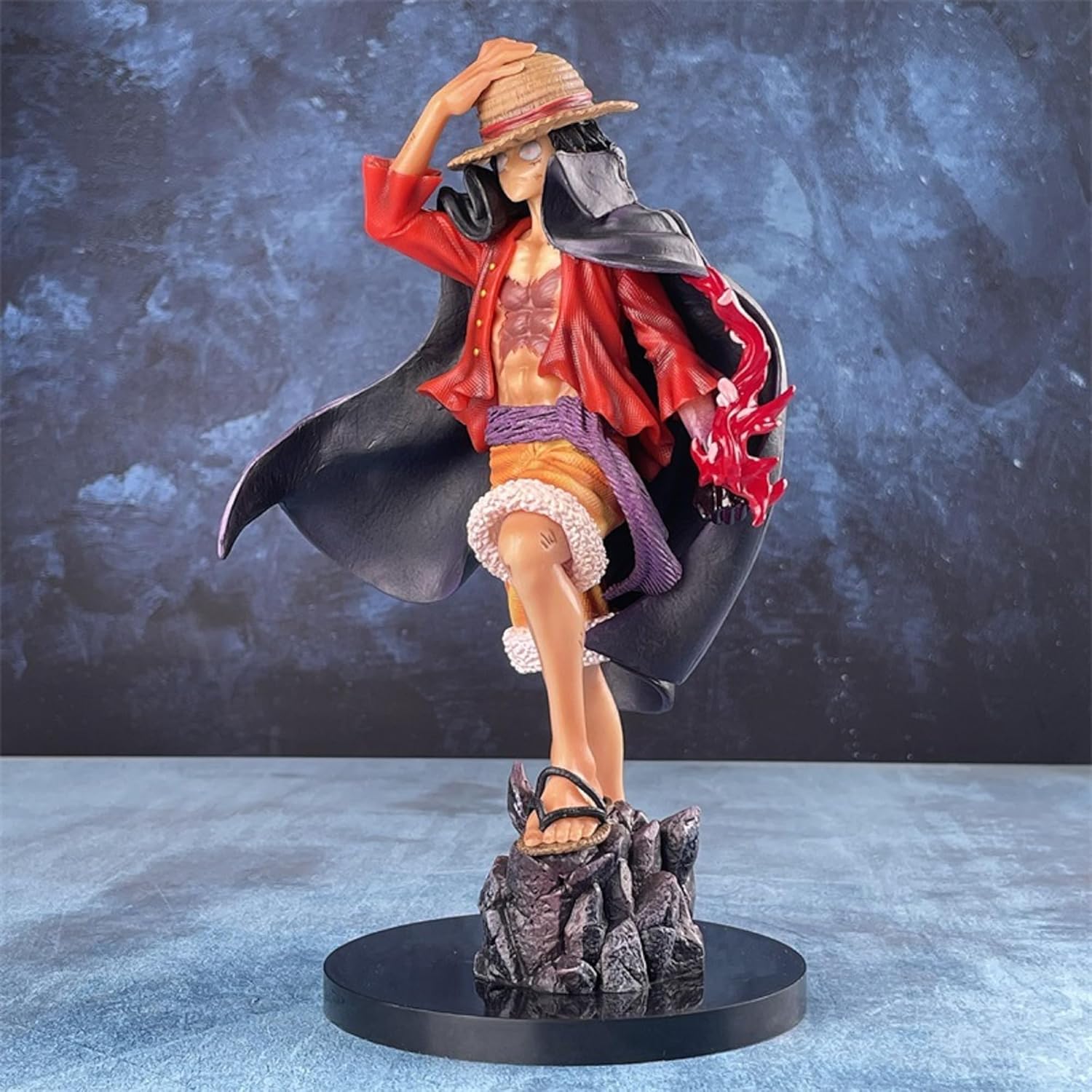 Monkey D. Luffy with Straw Hat Action Figure (25 CM | PVC) - Senzo.in