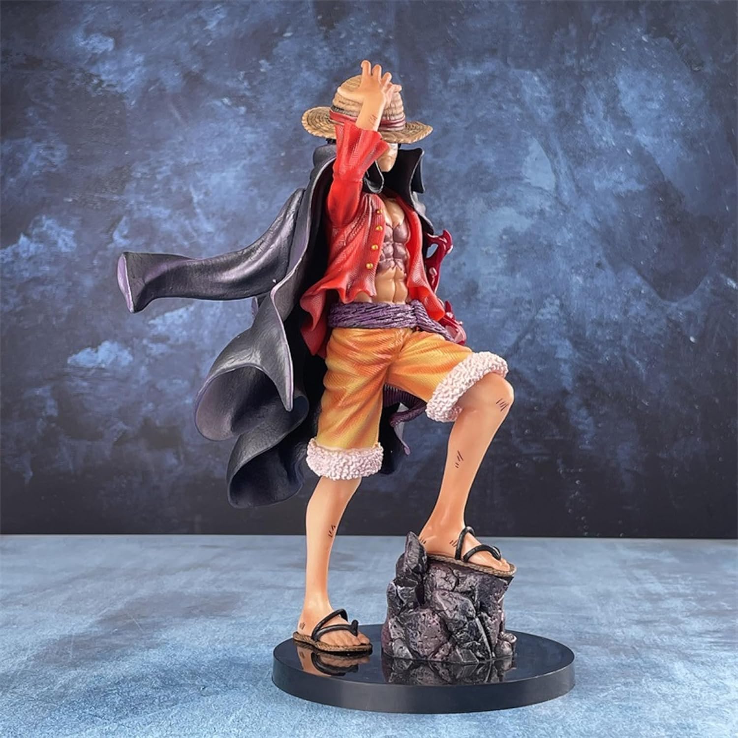 Monkey D. Luffy with Straw Hat Action Figure (25 CM | PVC) - Senzo.in