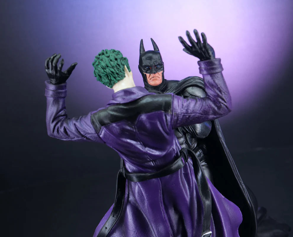 Batman vs Joker Fight Action Figure (30 cm) | DC Collectible PVC Statue | Premium Display Piece - Senzo.in