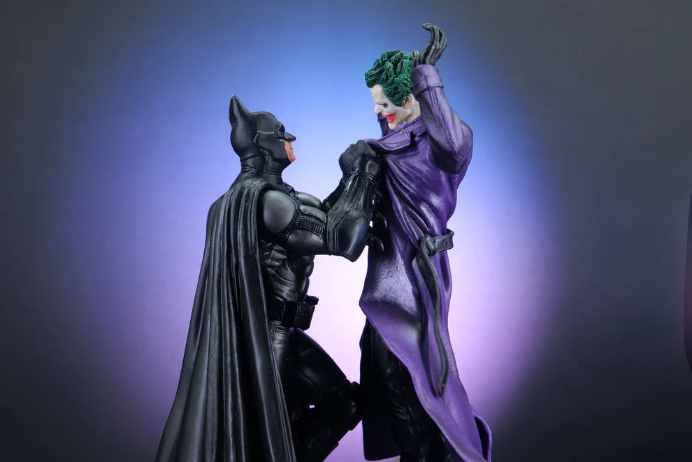 Batman vs Joker Fight Action Figure (30 cm) | DC Collectible PVC Statue | Premium Display Piece - Senzo.in