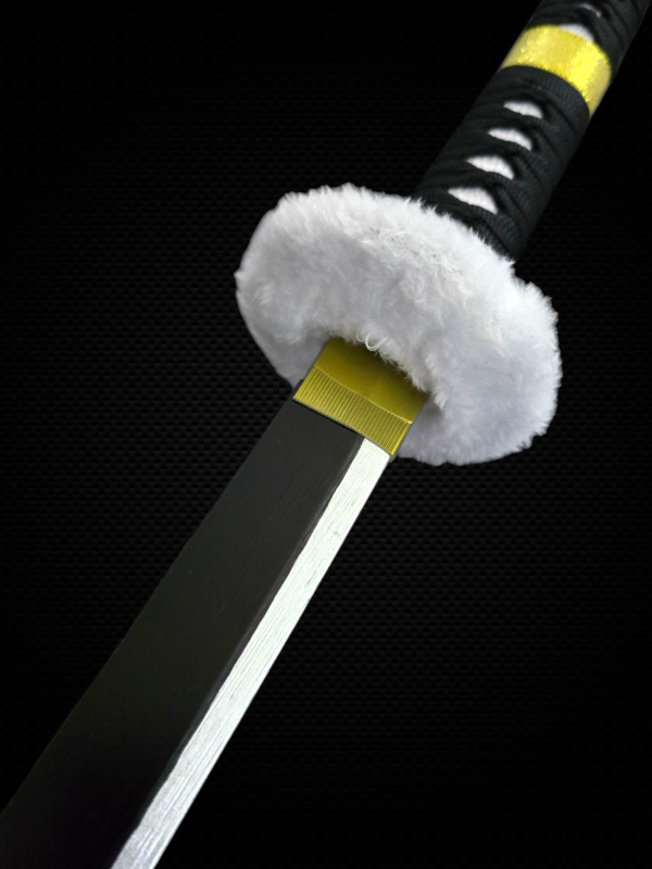 Trafalgar D. Law Kikoku Katana | Wooden Blade | 104 cm | One Piece Cosplay Sword - Senzo.in